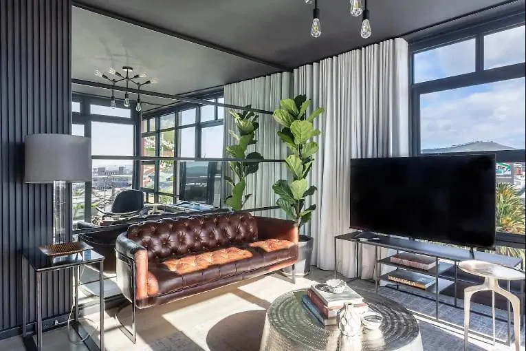 Crimson Square Apartment Cape Town