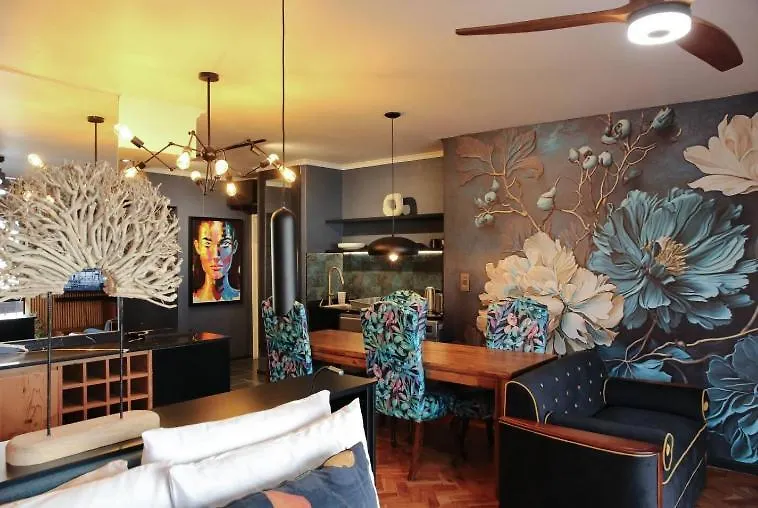 Crimson Square Apartment Cape Town