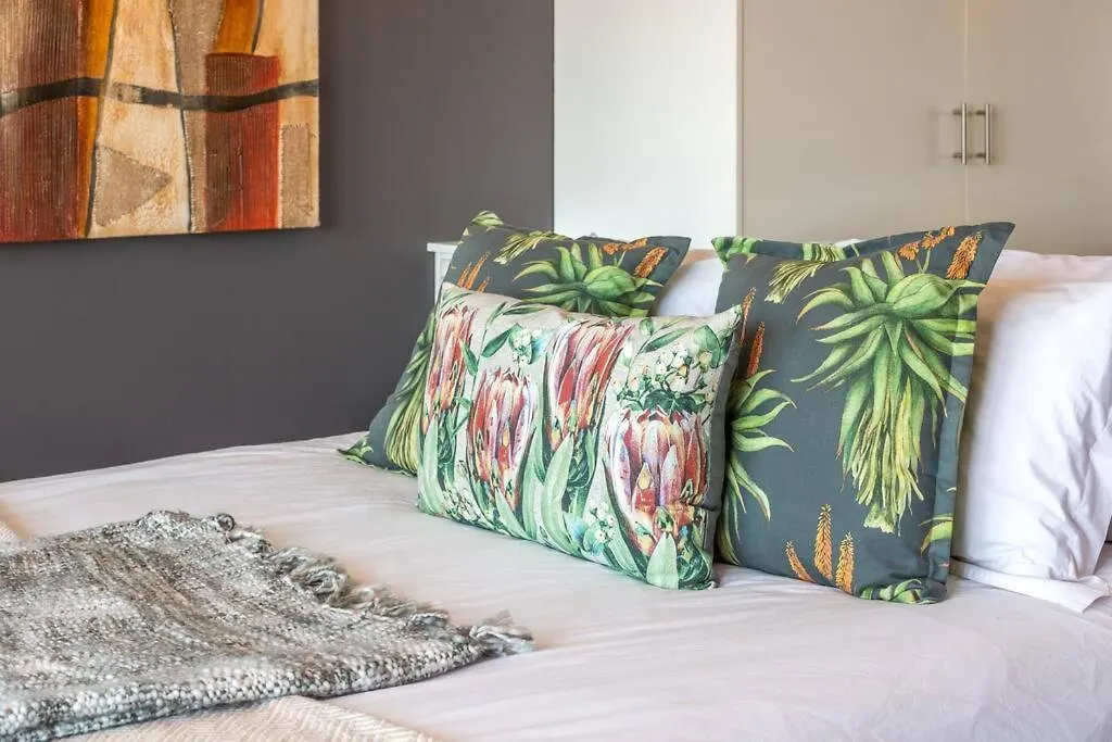Crimson Square Apartment Cape Town